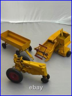 132 SLIK Minneapolis-Moline 1947 Tractor, Wagon & Combine Set Vintage Toy