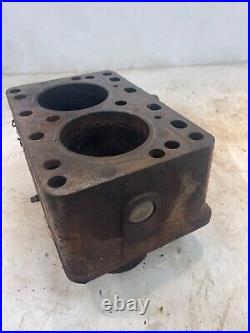 1963 Minneapolis Moline MM M5 Tractor Cylinder Block 10A15154