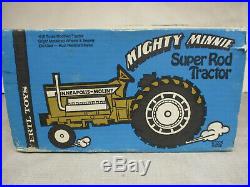 (1974) Minneapolis Moline G-100 Pulling Tractor Mighty Moline 1/16 Scale, NIB
