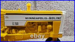 1995 ERTL 1/16 Diecast Agco White Minneapolis Moline G750 Narrow Front Tractor