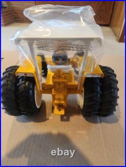 1/16 MINNEAPOLIS-MOLINE G750 MFWD withDUALS TOY FARMER EDITION NIB With COA