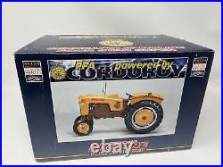 1/16 Minneapolis Moline Four Star Super Tractor 2005 Iowa FFA Edition