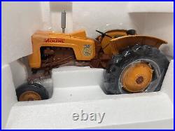 1/16 Minneapolis Moline Four Star Super Tractor 2005 Iowa FFA Edition