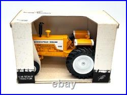 1/16 Minneapolis Moline G940 Wide Front Tractor