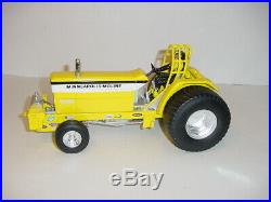1/16 Minneapolis Moline G-1000 Vista Pulling Tractor by SpecCast WithBox
