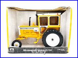 1/16 Minneapolis Moline G-750 Tractor With Hiniker Cab