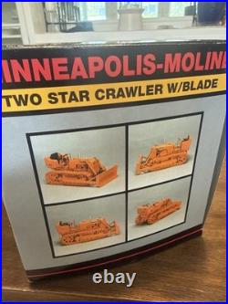 1/16 Minneapolis-Moline Two Star Crawler With Blade SpecCast Diecast, 233