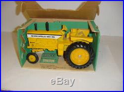 1/16 Vintage Minneapolis Moline G1000 Tractor WithGreen Box! Nice