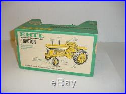 1/16 Vintage Minneapolis Moline G1000 Tractor WithGreen Box! Nice