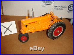 1/16 minneapolis moline ub toy tractor