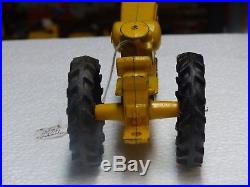 1/24 Scale Vintage Ertl 1967 Minneapolis Moline M-602 Thermogas Toy Tractor