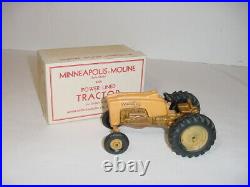 1/25 Vintage Minneapolis Moline 445 Powerlined Tractor (1958) WithBox