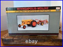 2008 MINNEAPOLIS MOLINE U TRACTOR WithM-M 3 BOTTOM PLOW 1/16 SCALE (NRFB)