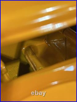 Country Classics Minneapolis Moline UDLX Comfort Cab, 1/16 scale NIB MINT