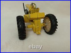 ERTL 1/16 Minneapolis-Moline Pulling Tractor
