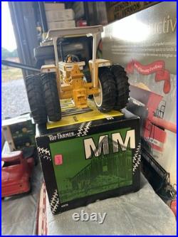 ERTL Minneapolis Moline G750 Tractor WithDuals & Canopy 1/16