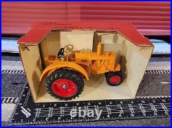 Ertl Minneapolis Moline Z or R 1/16 Diecast Tractor Replica By Scale Models