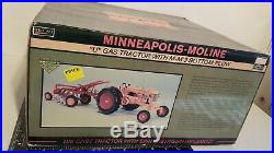 MM U withMM 3b Plow 1/16 diecast farm tractor and Implement replica by SpecCast