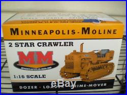 Minneapolis-Moline 2 Star Crawler Tractor 1/16 SpecCast 2004 Near Mint Condition