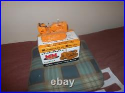 Minneapolis Moline 2 star crawler tractor 116 Read Description Below