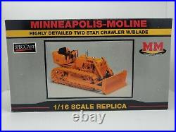 Minneapolis Moline 2 star crawler tractor withblade (White, Oliver) 1/16