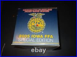 Minneapolis Moline 4 star toy tractor (White, Oliver) 1/16 (2005 Iowa FFA)