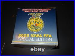 Minneapolis Moline 4 star toy tractor (White, Oliver) 1/16 (2005 Iowa FFA)