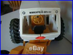 Minneapolis Moline A4t-1600 Collector Edition 2004 1/16 Scale Toy