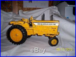 Minneapolis Moline G10000 Tractor Die-cast metal, 1/16th scale, Used U. S. A