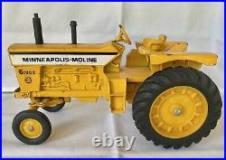 Minneapolis Moline G1000 1/16 Diecast Farm Tractor by ERTL Original Paint NICE