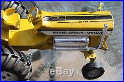 Minneapolis Moline G1000 Pulling Tractor Mighty Minnie Super Puller ERTL 1/16