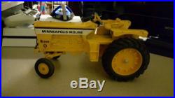 Minneapolis Moline G1000 Toy Tractor