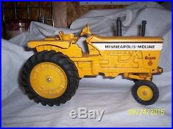 Minneapolis Moline G1000 Tractor, Die-cast Metal, 1/16th scale, used U. S. A