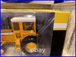 Minneapolis Moline G1000 Vista 2WD Tractor with Cab 1/16 Scale Spec-cast