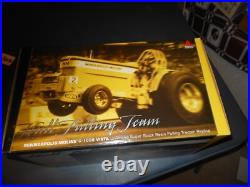 Minneapolis Moline G1000 toy tractor (White, Oliver) 1/16 RARE Hull pulling team