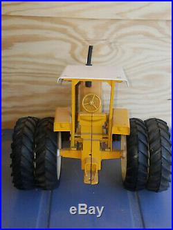 Minneapolis Moline G1355 with ROPS and duals made by Ertl 1/16 Near Mint Diecast