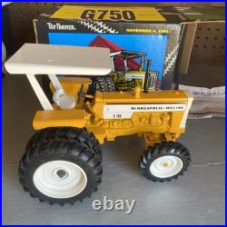 Minneapolis Moline G750 Tractor w Duals 1994 Toy Farmer by ERTL 1/16 Scale Mint