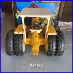 Minneapolis Moline G750 Tractor w Duals 1994 Toy Farmer by ERTL 1/16 Scale Mint