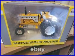 Minneapolis Moline G940 Toy Tractor
