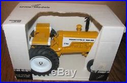 Minneapolis Moline G940 Tractor 1/16 Scale Models Toy 1992 Minnesota State Fair