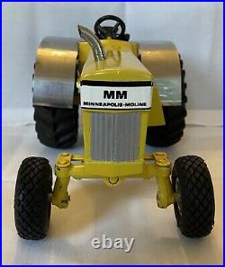 Minneapolis Moline G-1000 Mighty Minnie Puller Tractor with MUD SHIELD 1/16 ERTL