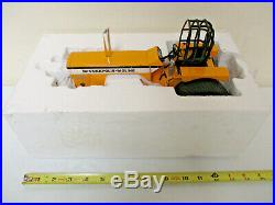 Minneapolis-Moline G-1000 Wheat Fed Pulling Tractor By SpecCast 1/16th Scale