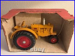 Minneapolis Moline J 1/16 Diecast Farm Tractor Replica Scale Models 1987 RARE