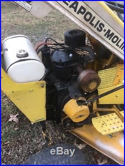 Minneapolis Moline Lawnmower garden tractor