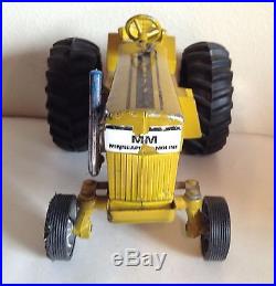 Minneapolis Moline MM G-1000 Puller Pulling Farm Toy Tractor ERTL 1/16 Nice