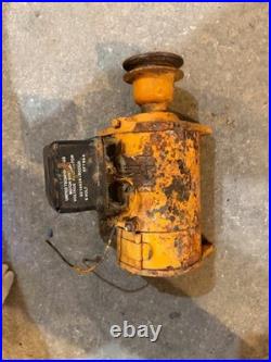 Minneapolis Moline MM Tractor GOOD WORKING 6V generator with CHIPPED drive pulley