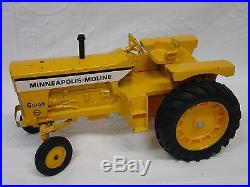 Minneapolis Moline Toy Tractor G1000 Vintage Ertl, Excellent