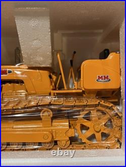 Minneapolis-Moline Two Star Crawler With Blade SpecCast 1/16 scale Collectible NIB