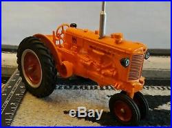 Minneapolis Moline U 1/16 die-cast farm tractor replica by Cottonwood Acres