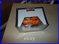 Minneapolis Moline U tractor withcultivator (White, Oliver) 1/16 New in box
